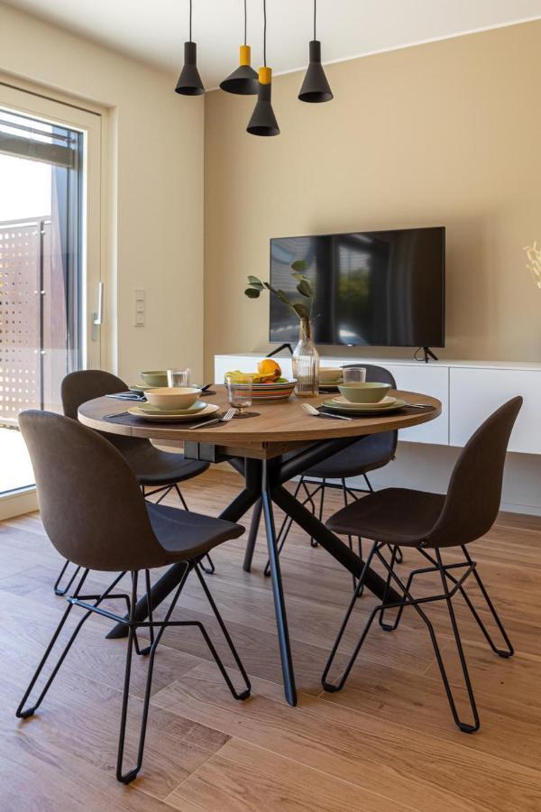 En Bedrooms At Reckenthal House By Rentaroo Habitación en casa particular *